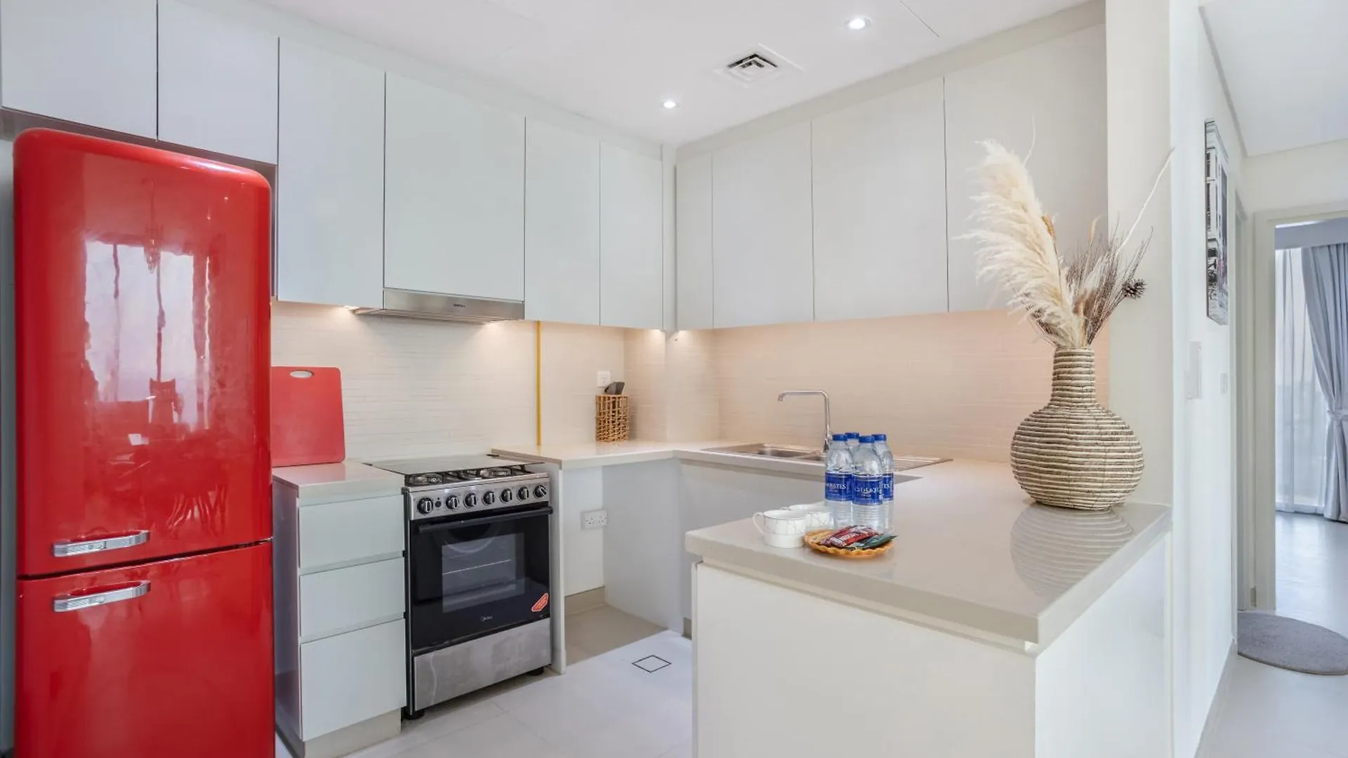 Premiere Luxe Inn 2 Bedroom At Marina Beach With Ferris Wheel & The Pier View Dubai