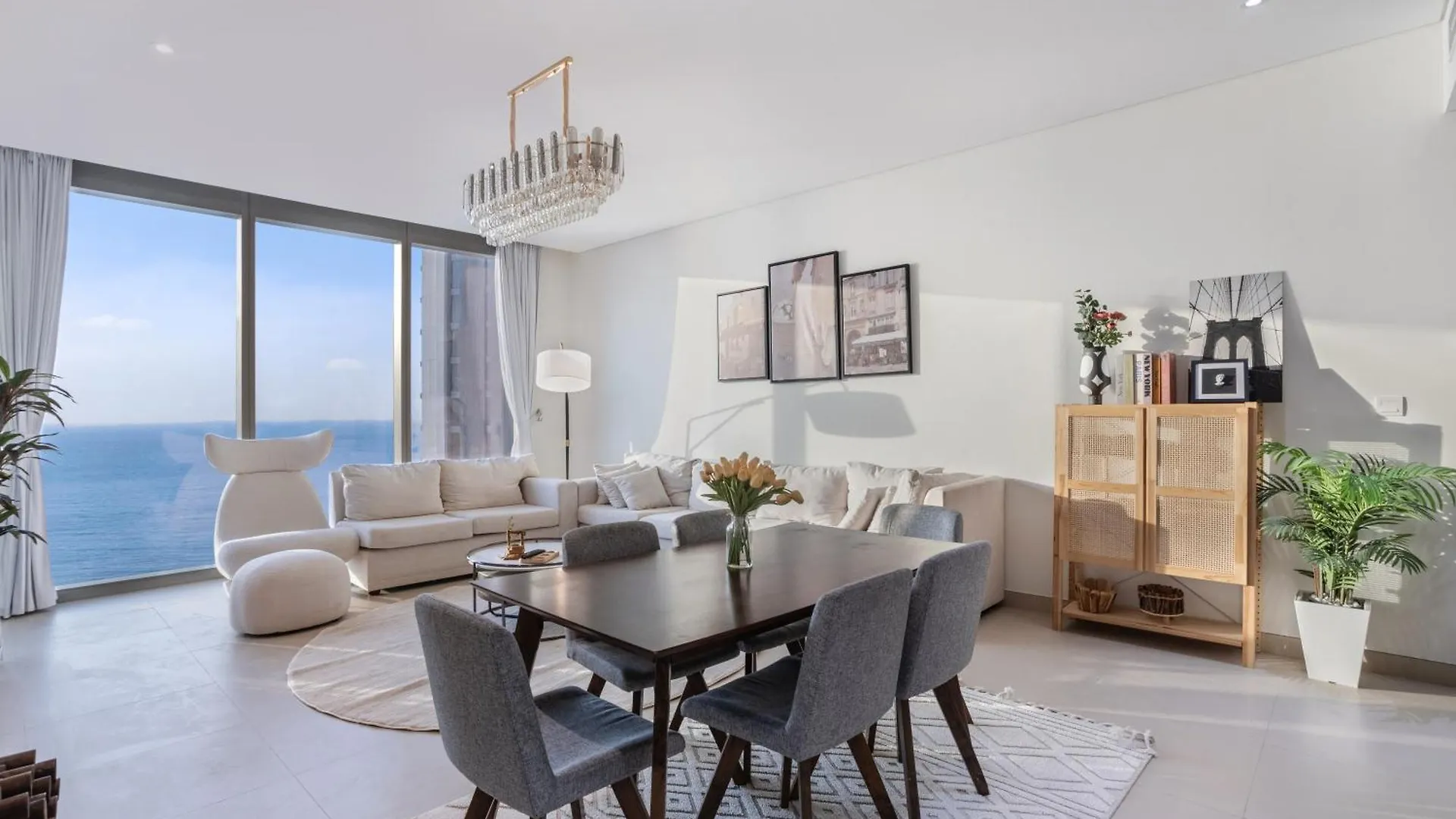 Premiere Luxe Inn 2 Bedroom At Marina Beach With Ferris Wheel & The Pier View Dubai Apartment