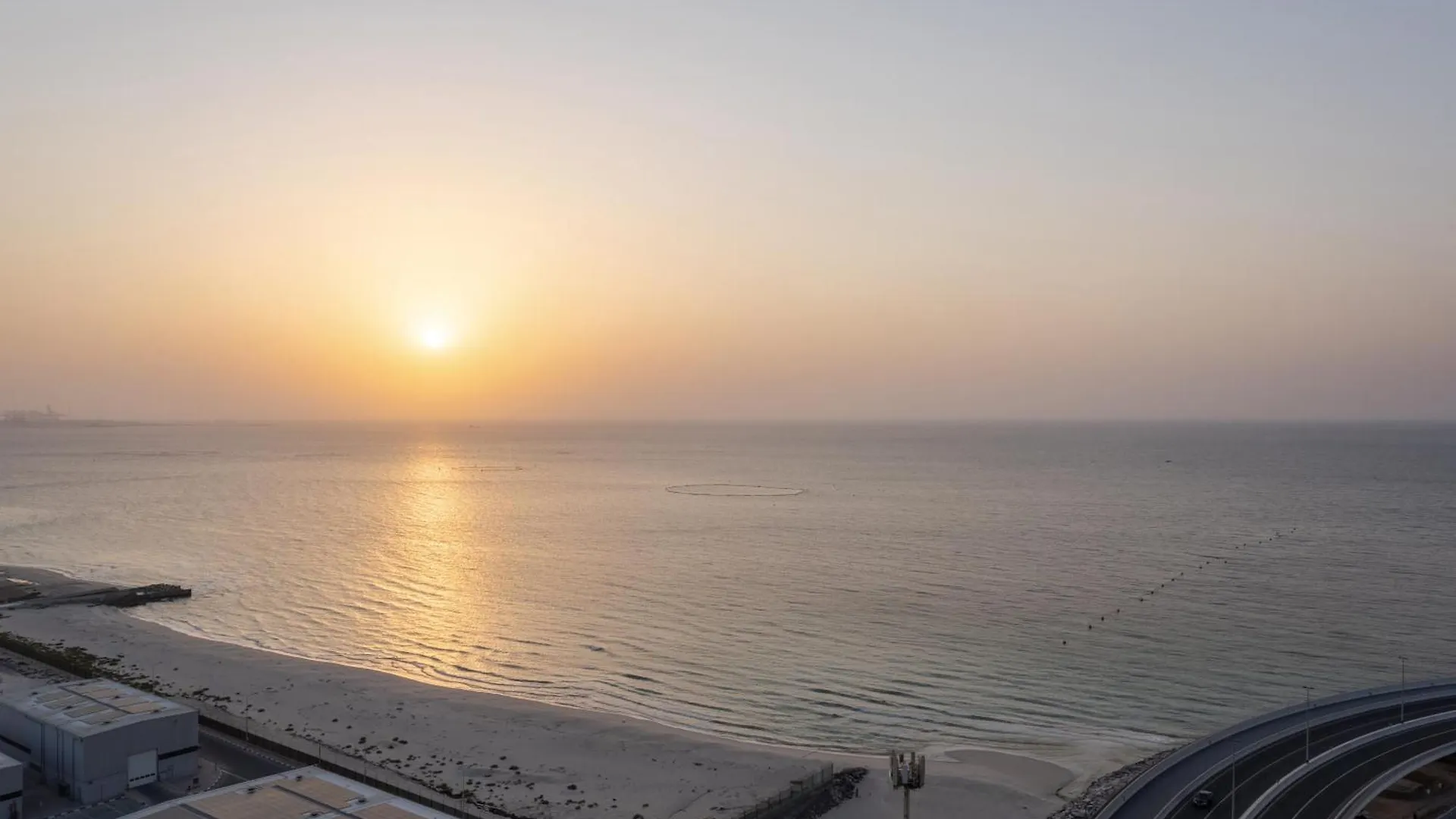 Premiere Luxe Inn 2 Bedroom At Marina Beach With Ferris Wheel & The Pier View Dubai 0*,  United Arab Emirates